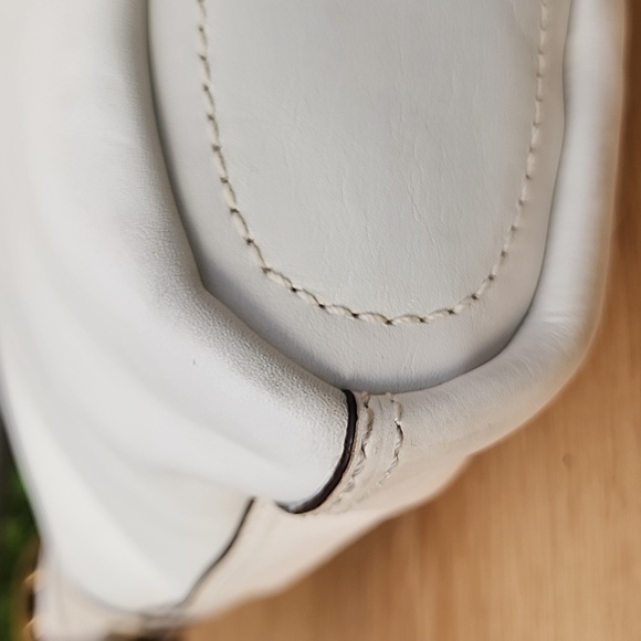 COACH VINTAGE Bleecker Tattersall Shoulder All Leather Cream with Bag Charm - Picture 9 of 13